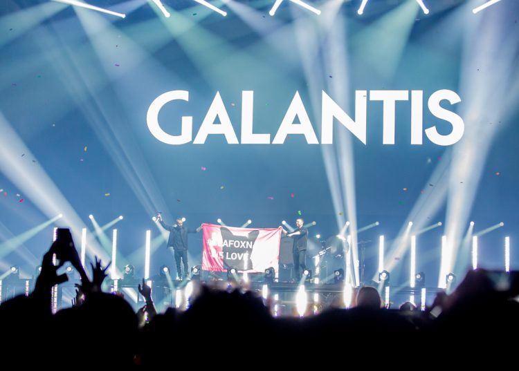 Galantis performs at the Bill Graham Auditorium in San Francisco on Nov. 16, 2018 (Aaron Nelson). 